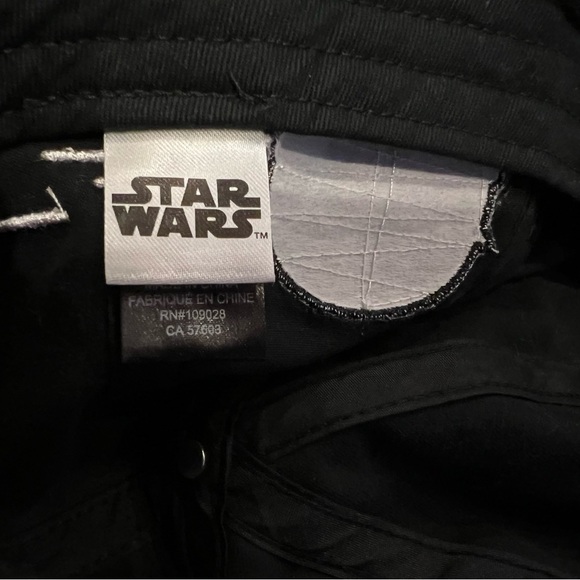 Star Wars The Mandalorian The Child Chibi Dad Cap - Picture 5 of 5